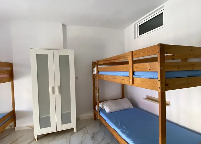 Residencia Sin Lujo Hostel Málaga
